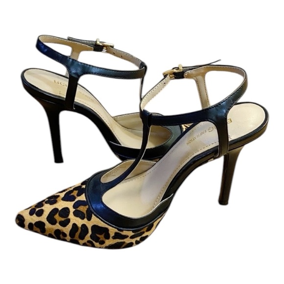 BCBG Generation T-Bar Pump - Picture 1 of 11